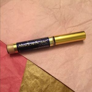 SeneGence ShadowSense in Sandstone Pearl Glitter